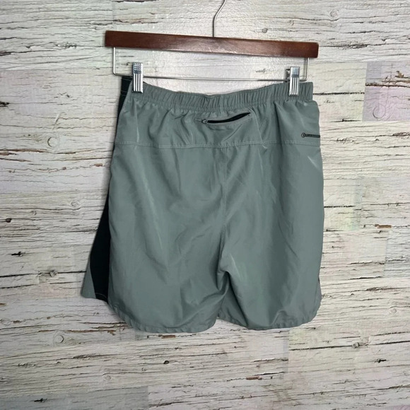 The north face  men’s shorts size small athletic - Picture 8 of 8